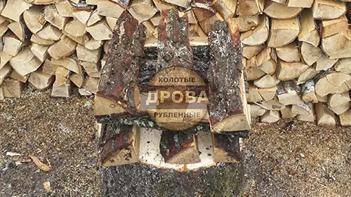 Колотые дрова из дуба